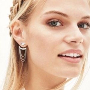 Drape ear jacket